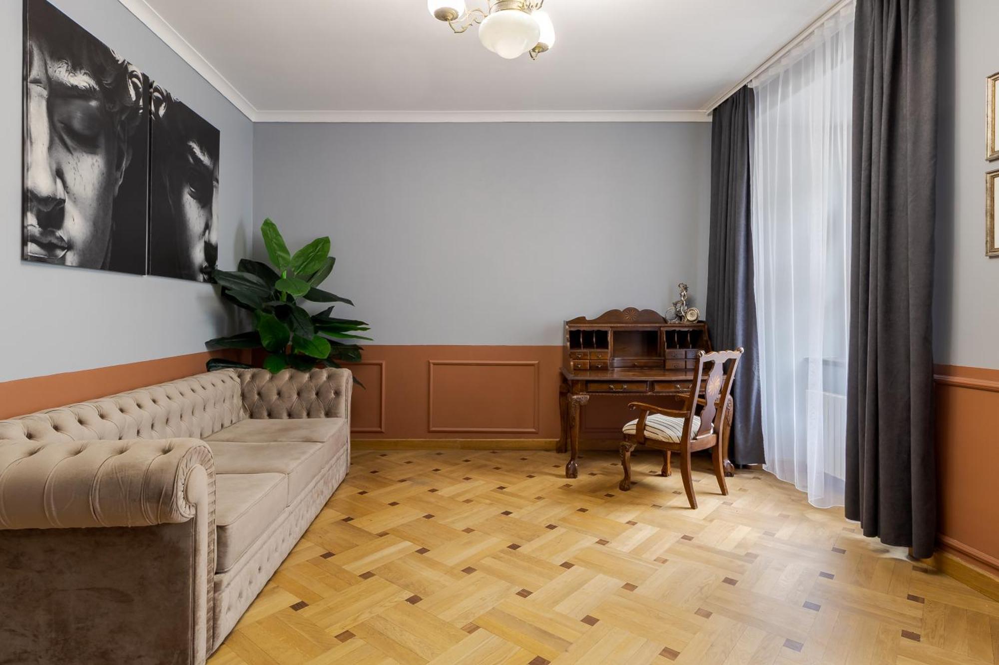 Tut Staroevreyska With Terrace Apartment Lviv Exterior photo